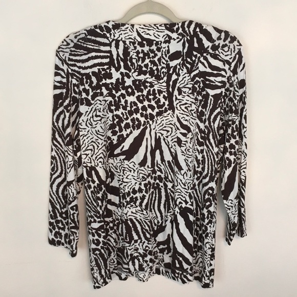 Chico's Zebra Patterned Women's Blouse - NWT - Picture 2 of 5